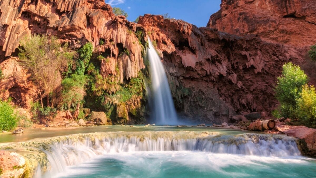The Most Isolated, Off-the-Grid Spots in Each U.S. State You’ll Want to Visit 4 The Most Isolated, Off-the-Grid Spots in Each U.S. State You’ll Want to Visit - havasu falls dp112309522