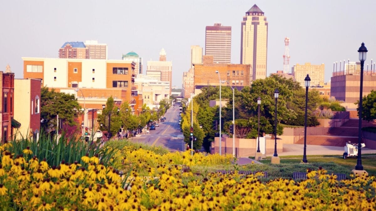 America's Unfriendliest Cities: Where Warm Welcomes Are Rare 16 America's Unfriendliest Cities: Where Warm Welcomes Are Rare - iowa city dp12759614