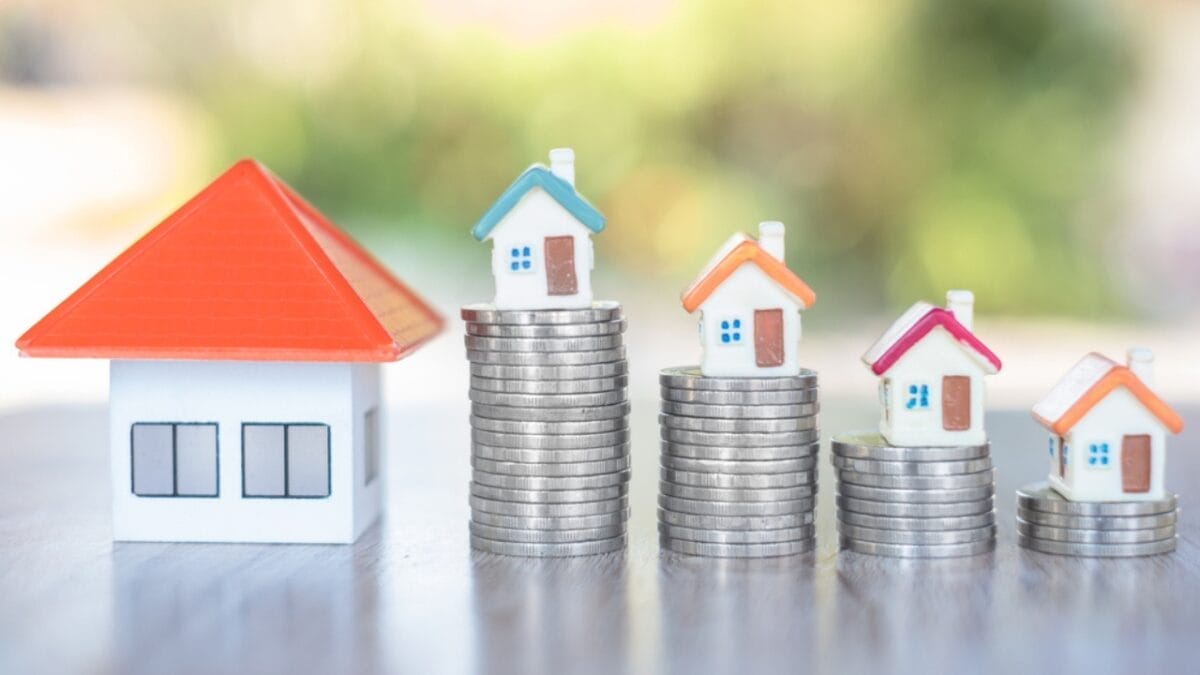 15 Situations Where Unenforceable HOA Rules Deserve to Be Challenged - money with house dp392574426