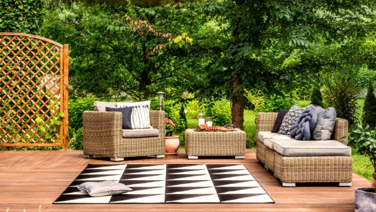 15 Home Decor Hacks to Boost Your Well-Being & Happiness 16 15 Home Decor Hacks to Boost Your Well-Being & Happiness - patio outdoor rug ss1131588224