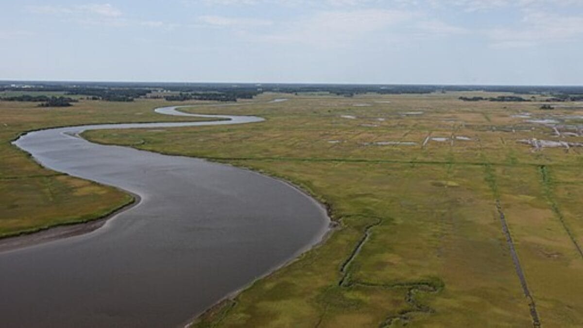 The Most Isolated, Off-the-Grid Spots in Each U.S. State You’ll Want to Visit 9 The Most Isolated, Off-the-Grid Spots in Each U.S. State You’ll Want to Visit - prime hook national refuge wc