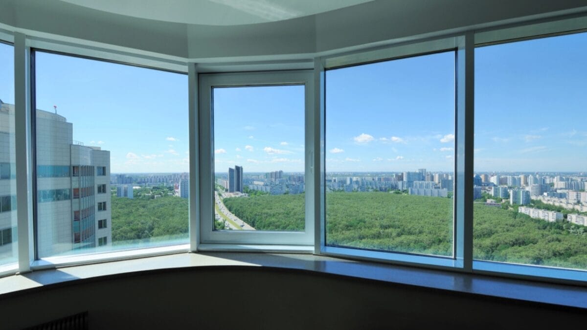 15 Ways Apple Cider Vinegar Can Banish Dirt, Grime & Odors in Your Home 12 15 Ways Apple Cider Vinegar Can Banish Dirt, Grime & Odors in Your Home - shine window dp12275058