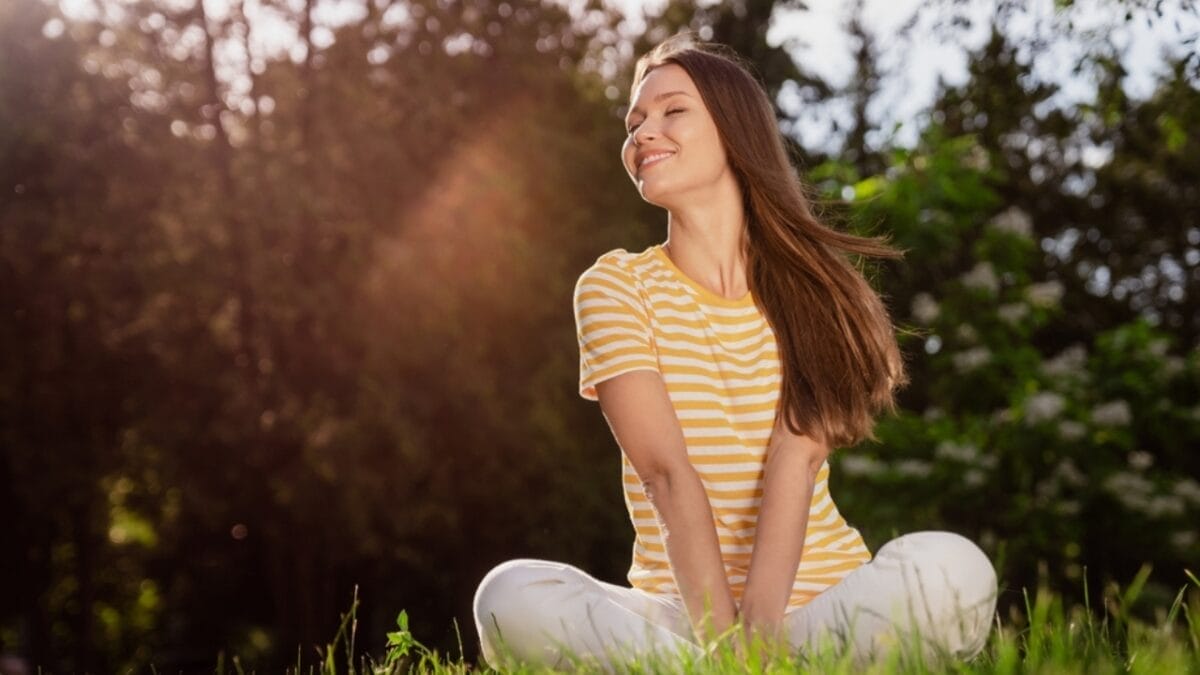 3 Remarkable Ways Nature Boosts Our Brain Power & Mental Well-Being 4 3 Remarkable Ways Nature Boosts Our Brain Power & Mental Well-Being - spend time nature ss2046306722