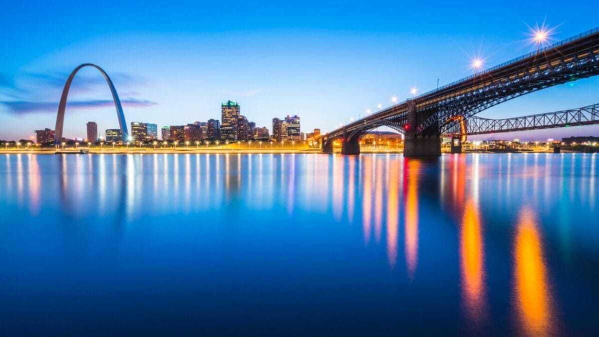America's Unfriendliest Cities: Where Warm Welcomes Are Rare 26 America's Unfriendliest Cities: Where Warm Welcomes Are Rare - st.louis missouri dp371031572