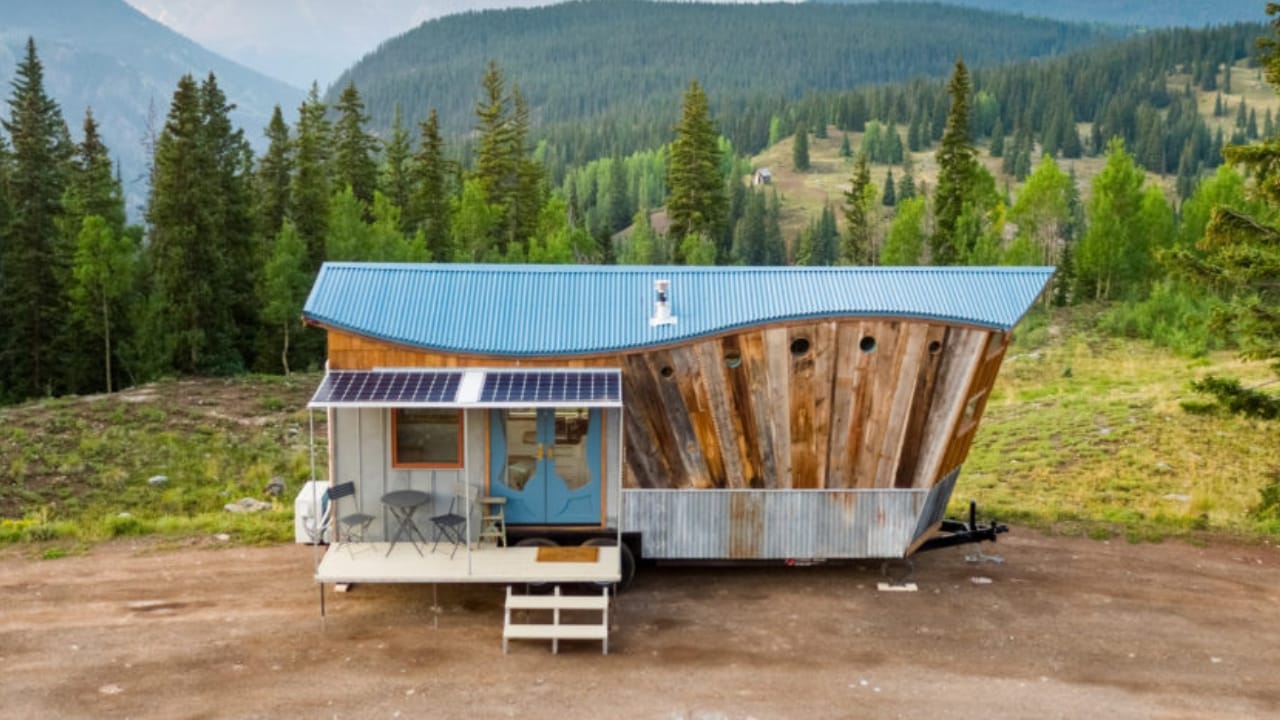 15 Tiny Homes That Prove Small Living Can Be Luxurious 11 15 Tiny Homes That Prove Small Living Can Be Luxurious - the nomad
