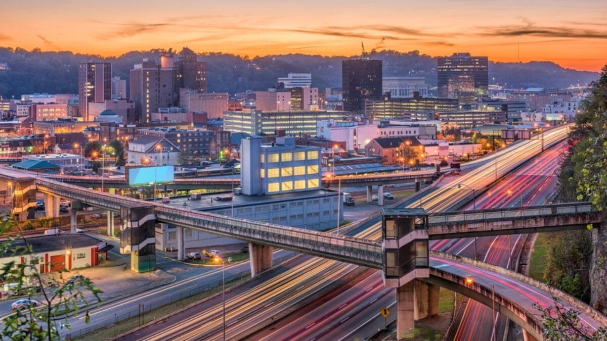 27 States with Laws Requiring Kids to Support Aging Parents 28 27 States with Laws Requiring Kids to Support Aging Parents - west virginia dp173352268