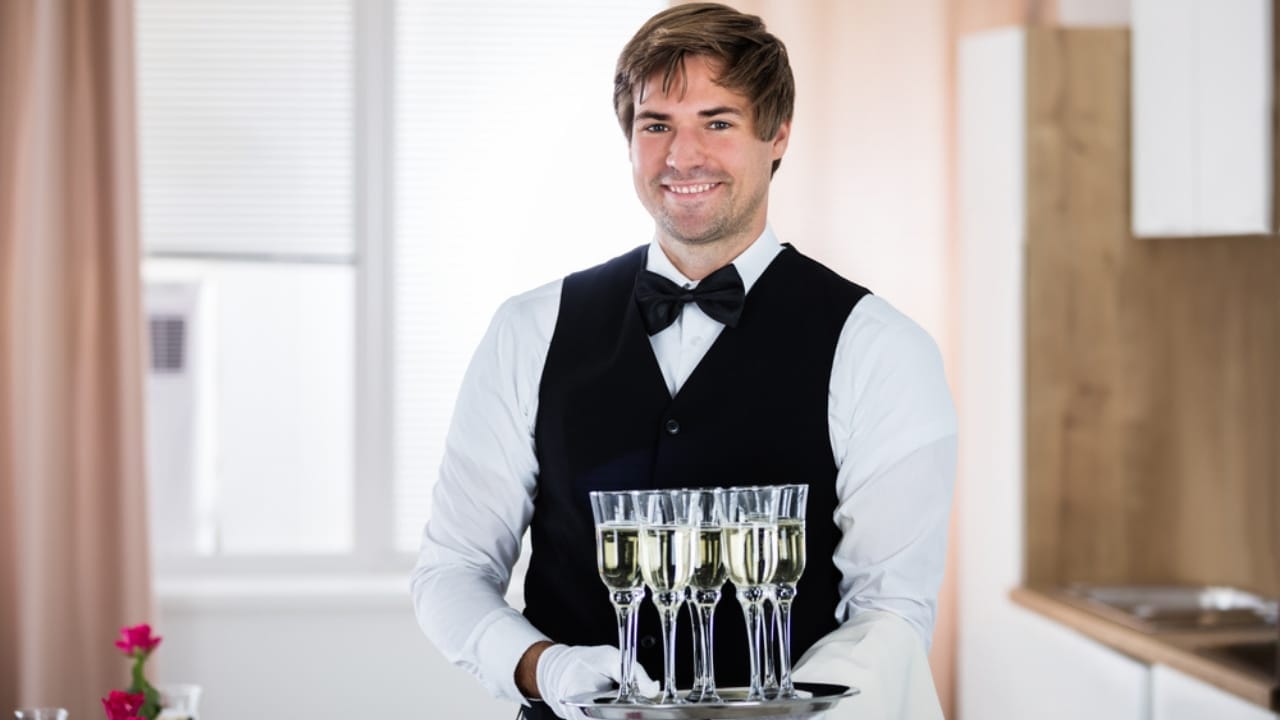 15 Jobs That Come With a Home to Get You Through the Housing Crunch 14 15 Jobs That Come With a Home to Get You Through the Housing Crunch - Butler serve drinks dp137854160