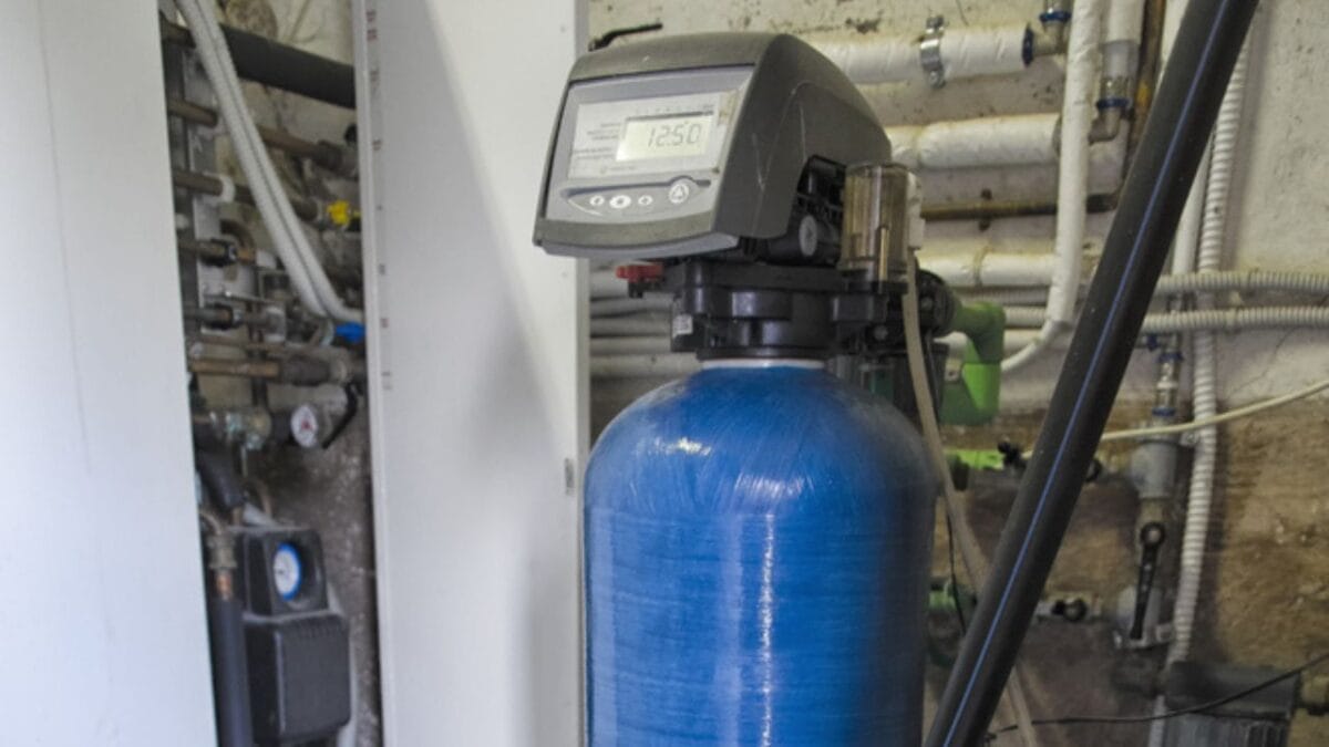 Cloudy Glassware: Why It Happens & How To Fix It 12 Cloudy Glassware: Why It Happens & How To Fix It - Installing a Water Conditioner ss574787380