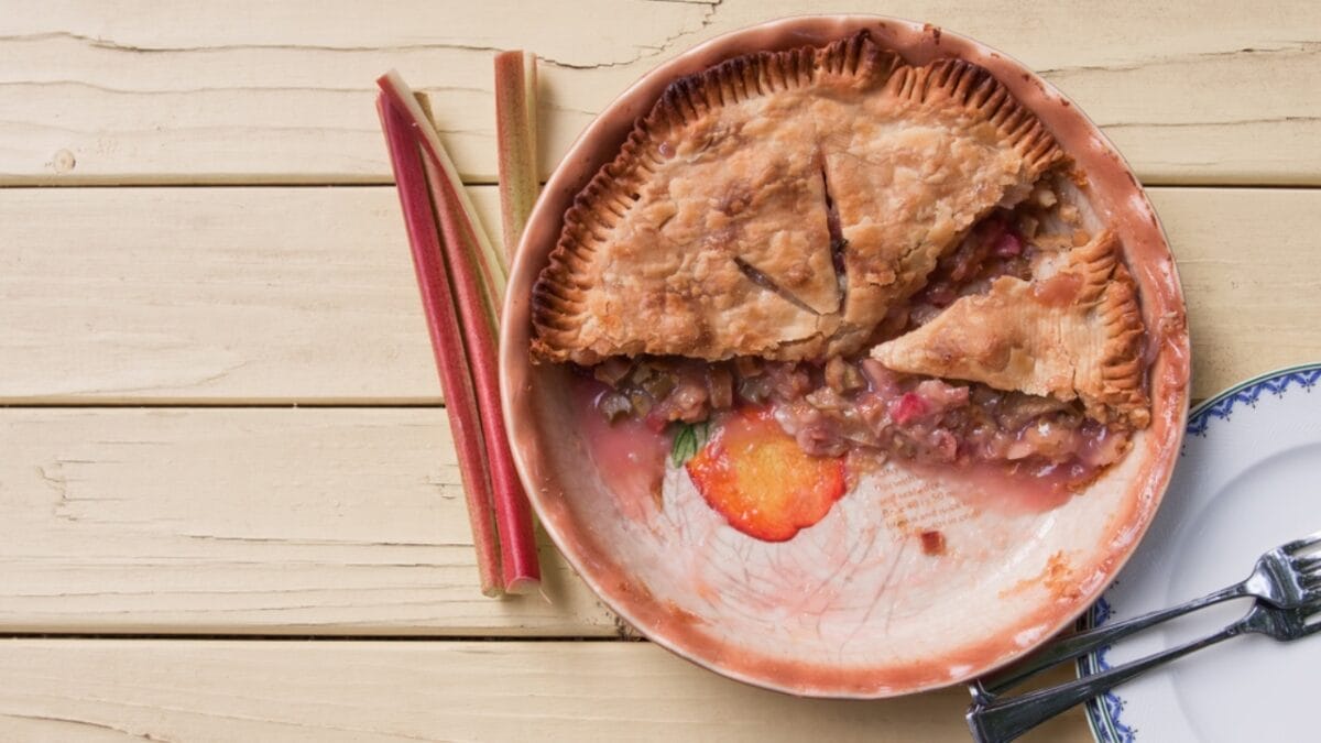The Perfect Pie for Every State: A Slice of American Flavor 16 The Perfect Pie for Every State: A Slice of American Flavor - Iowa rhubarb pie ss206679721