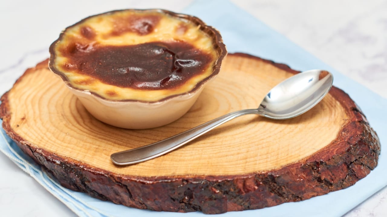 15 Irresistible Mexican Desserts & Treats You Should Try 12 15 Irresistible Mexican Desserts & Treats You Should Try - Jericalla dp536063056