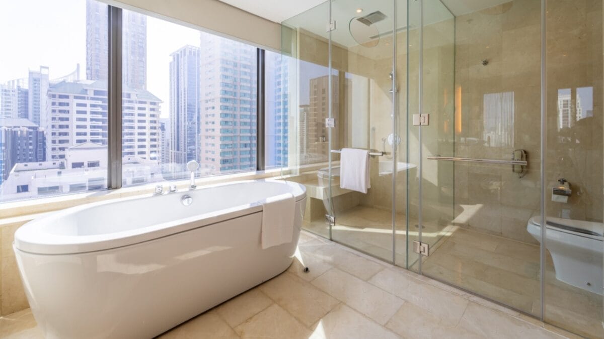 15 Affordable Ideas to Bring Luxury into Your Home 8 15 Affordable Ideas to Bring Luxury into Your Home - bathroom with view ss1859541235