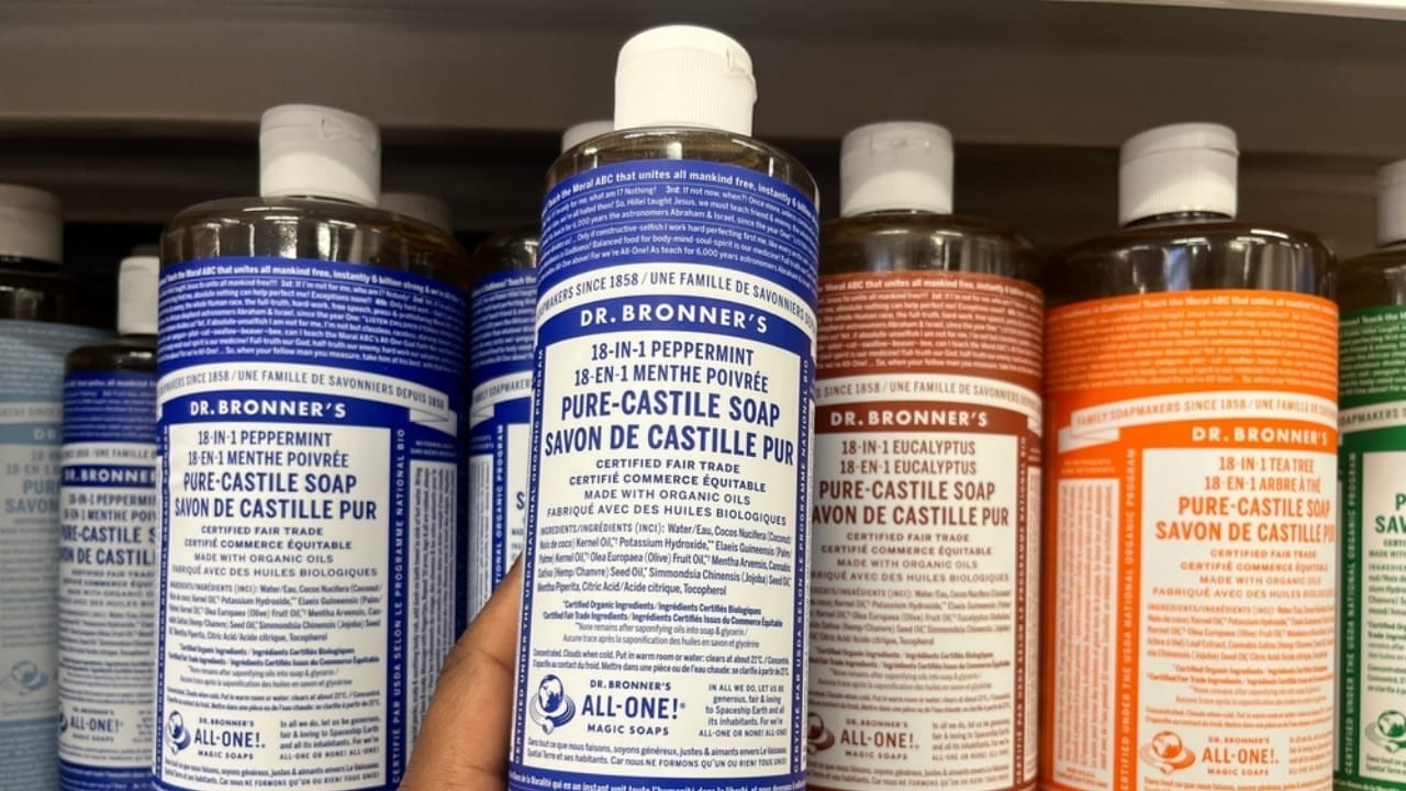 Zap Stains With This Simple 2-Ingredient Wonder 5 Zap Stains With This Simple 2-Ingredient Wonder - castile soap ss2479294693