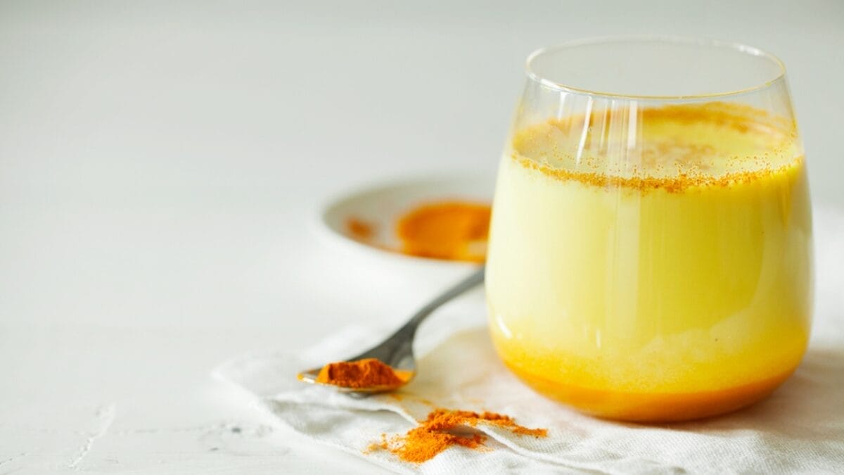 15 Creative & Delicious Ways to Use Fruit Powders - cocktail ss1405698635