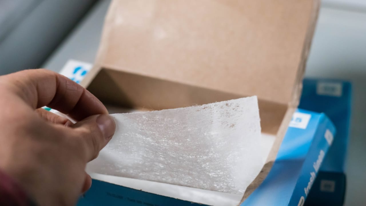 12 Hacks to Keep Wasps Out of Your Yard & Home Next Summer - dryer sheet ss1383207836