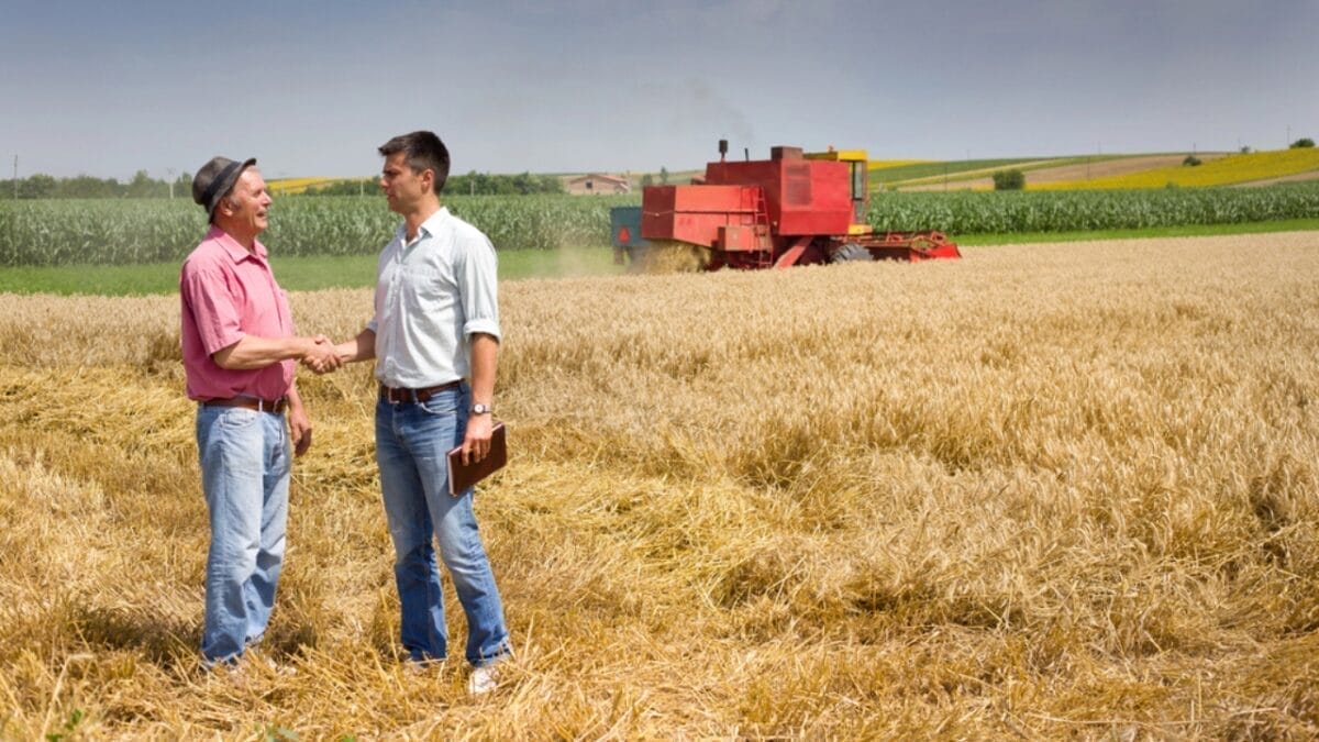 Project 2025's Controversial Agriculture Policy 4 Project 2025's Controversial Agriculture Policy - farmer dp50954861