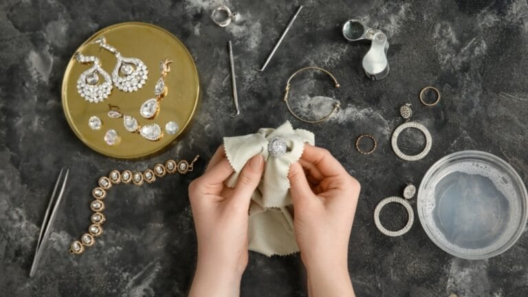 How to Clean Your Jewelry & Ensure It Stays Sparkling 1 How to Clean Your Jewelry & Ensure It Stays Sparkling - jewelries ss2317796493