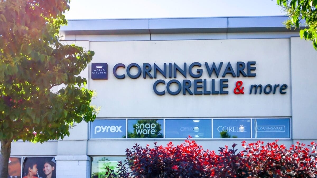 Stop Using Your Vintage Corelle Dinnerware— Here's Why 5 Stop Using Your Vintage Corelle Dinnerware— Here's Why - kitchen supplies ss1460458520