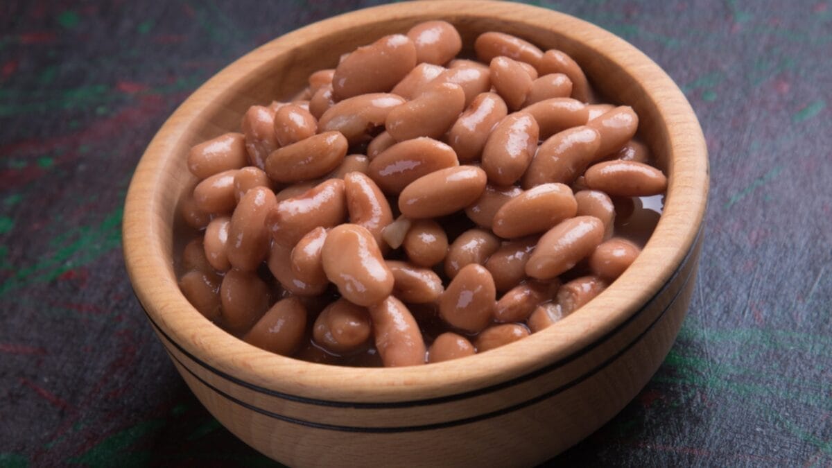 No-Soak Pinto Beans Recipe: The Secret’s in the Slow Cooker 3 No-Soak Pinto Beans Recipe: The Secret’s in the Slow Cooker - pinto beans dp290803554