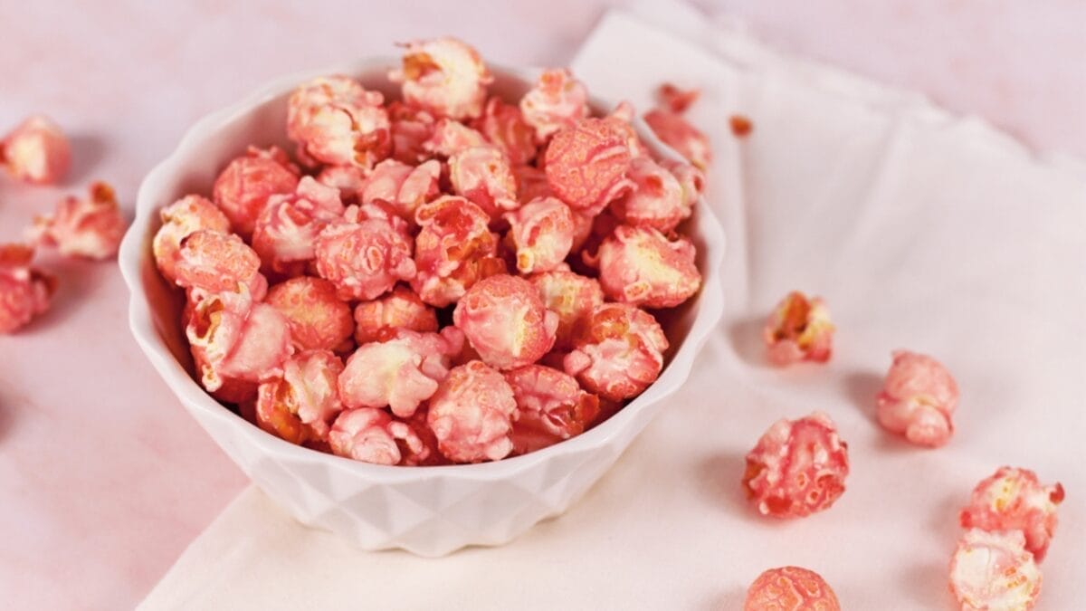 15 Creative & Delicious Ways to Use Fruit Powders 11 15 Creative & Delicious Ways to Use Fruit Powders - popcorn ss1964352994