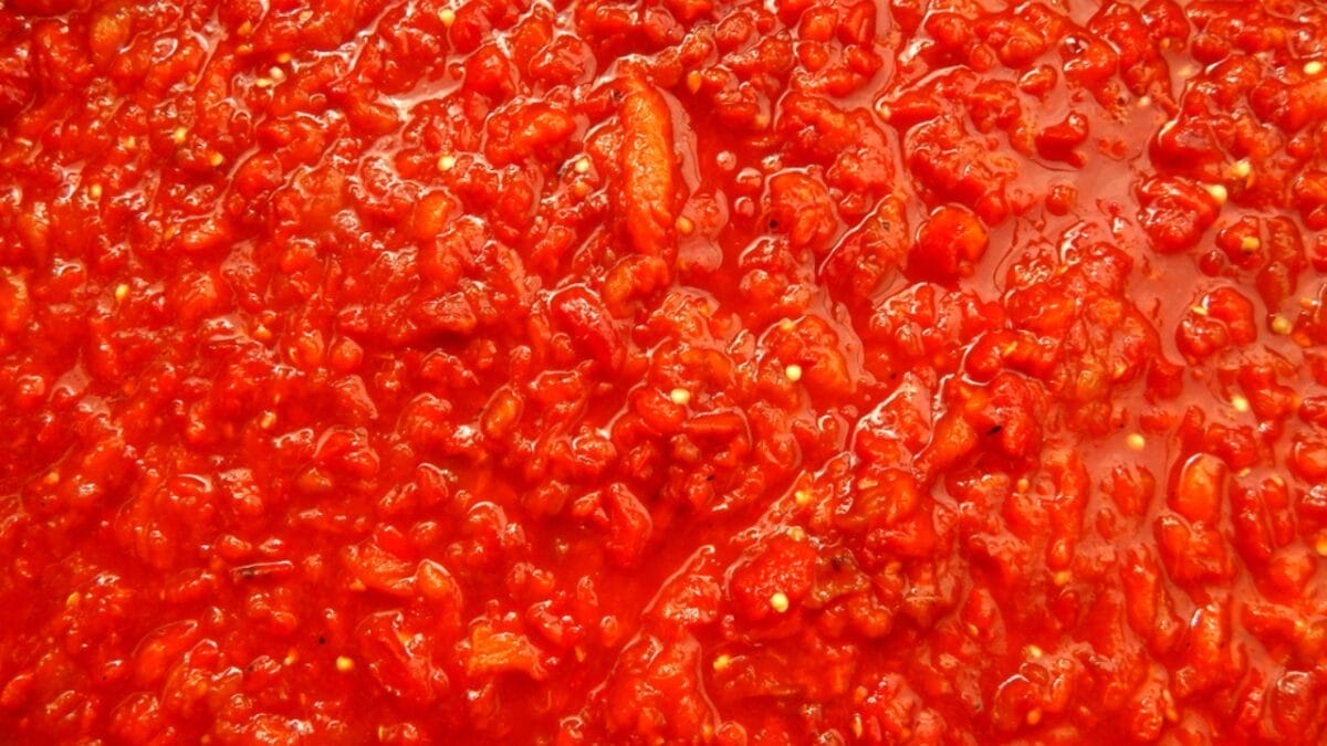 25 Things You Should Stop Buying & Start Making 22 25 Things You Should Stop Buying & Start Making - salsa ss1499794895