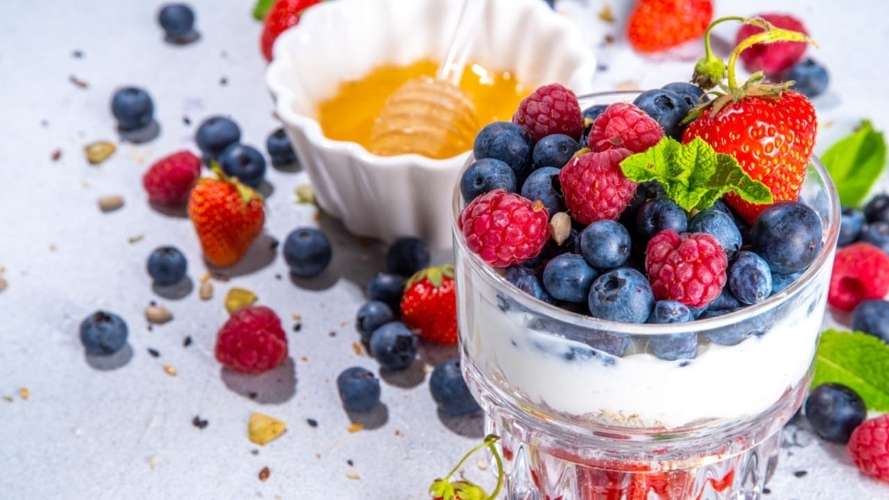 Whip Up 15 Tasty Desserts in No Time with Only 5 Ingredients - Berry Yogurt Parfait ss2465560385