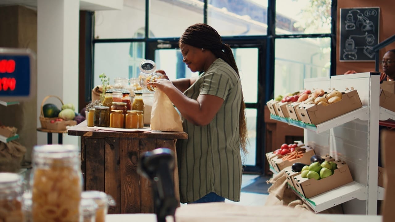 19 Ways to Slash Your Food Costs Without Sacrificing Quality 5 19 Ways to Slash Your Food Costs Without Sacrificing Quality - Bulk buying dp733255862