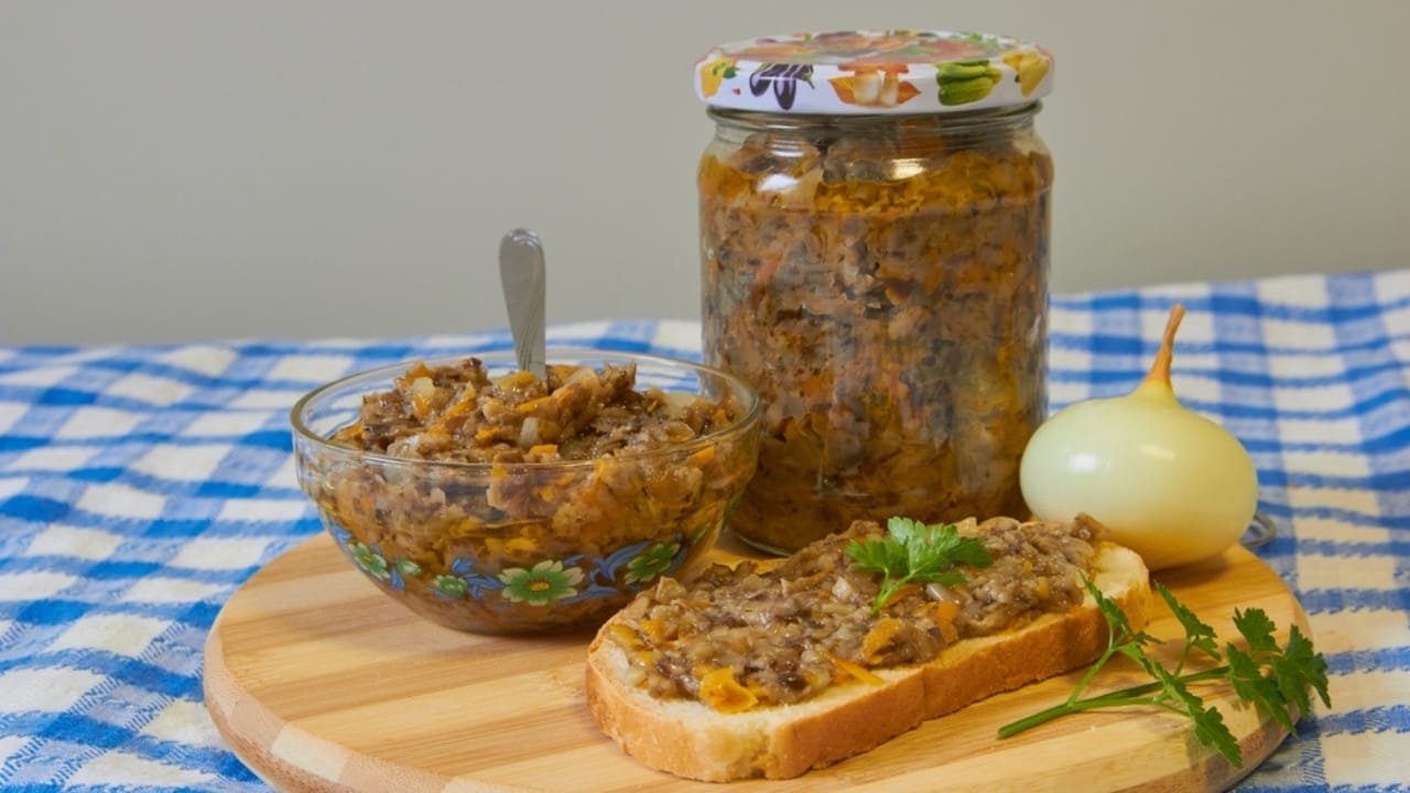 18 Once-Popular Cooking Ingredients You Don’t See Anymore 15 18 Once-Popular Cooking Ingredients You Don’t See Anymore - Canned Sandwich Spread mushroom caviar ss2313667707