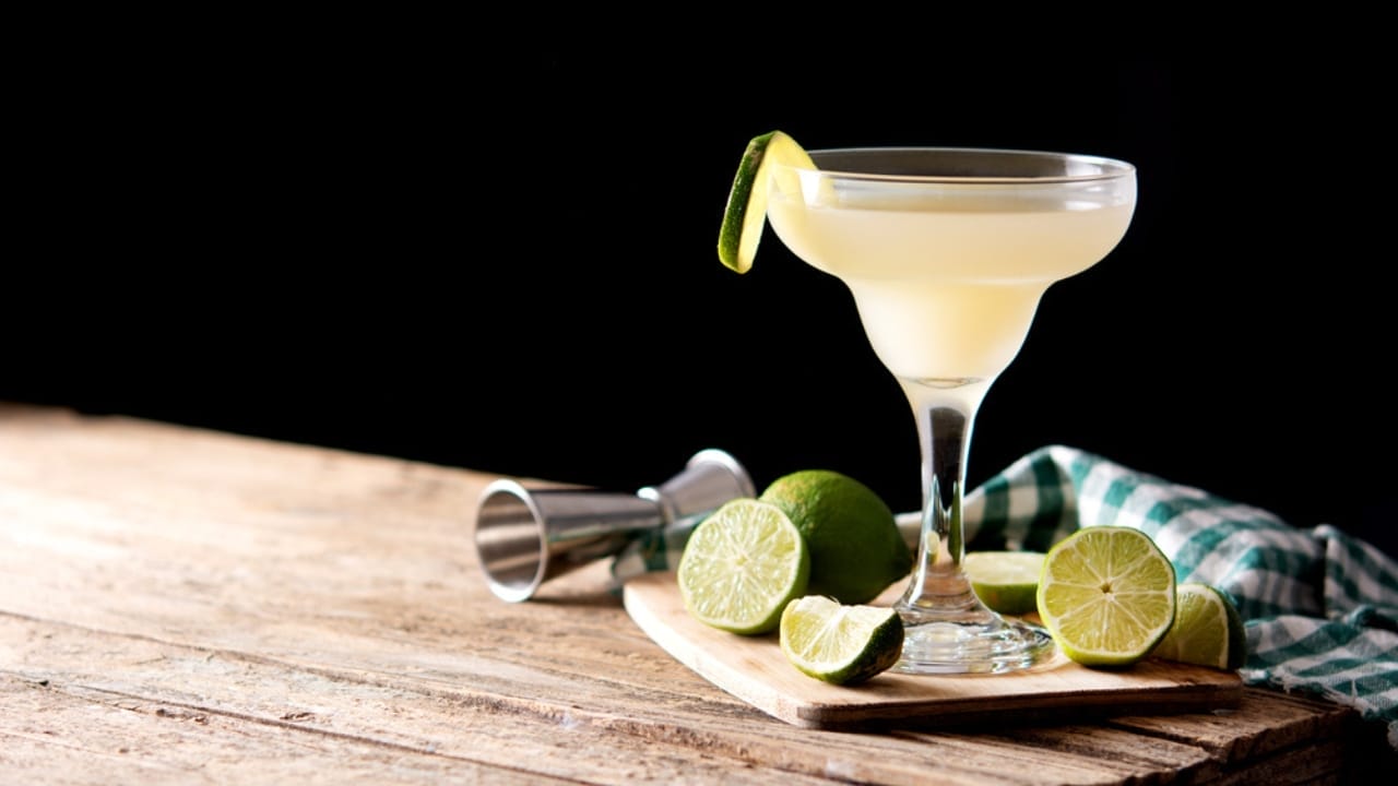 Mastering the Art of Simplicity: 20 Delicious 3-Ingredient Cocktails 2 Mastering the Art of Simplicity: 20 Delicious 3-Ingredient Cocktails - Classic Daiquiri cocktail dp475751634