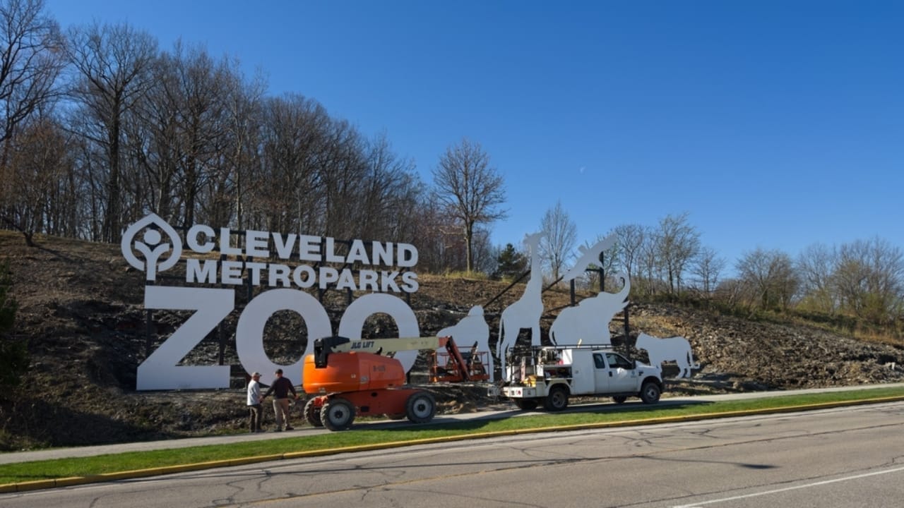 America's Wildlife Wonderlands: The 13 Largest Zoos to Explore 12 America's Wildlife Wonderlands: The 13 Largest Zoos to Explore - Cleveland Metroparks Zoo ss2290844001