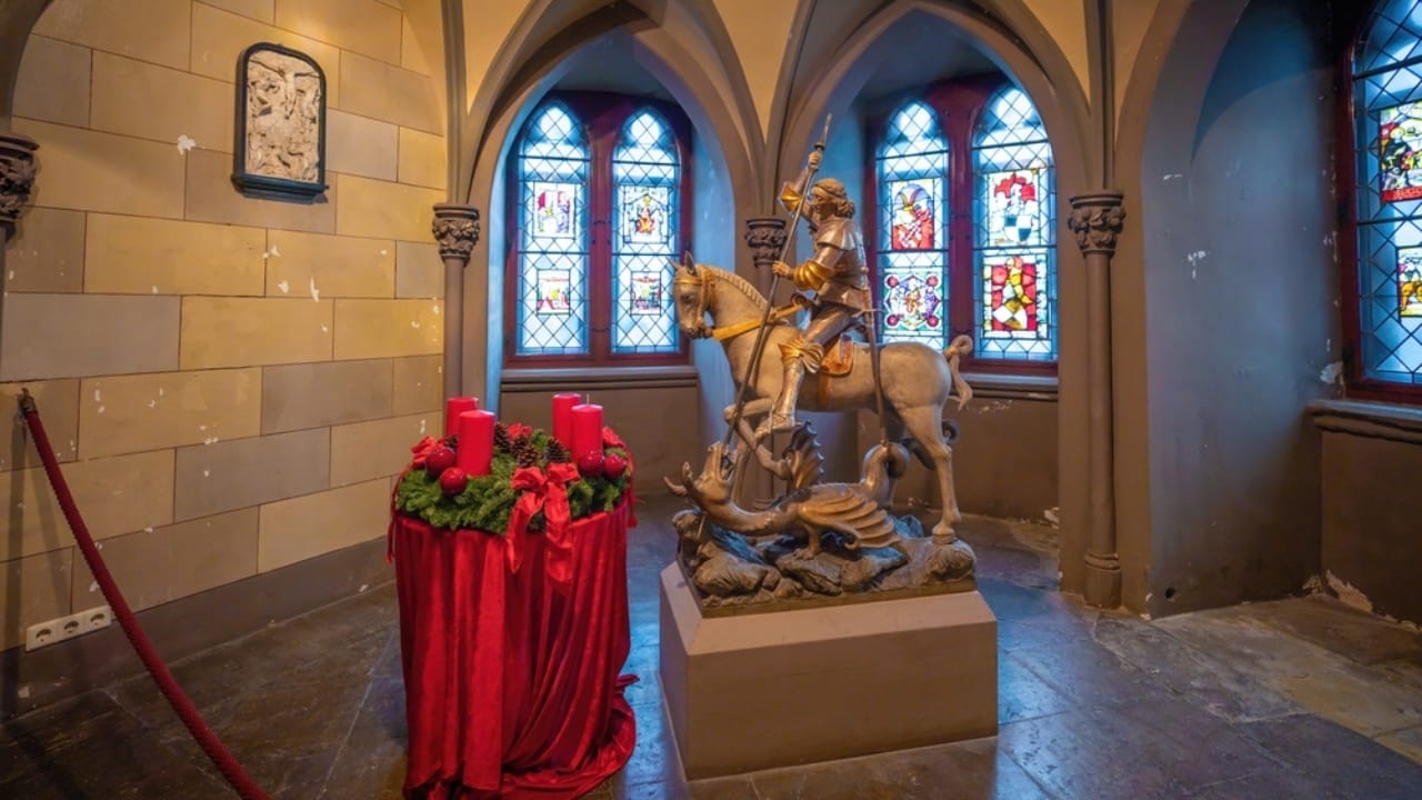 The Mystical German Castle Perched High in the Clouds 11 The Mystical German Castle Perched High in the Clouds - Hohenzollern Castle sculpture ss2364866795