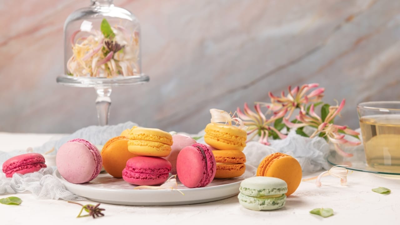 The Power of Honeysuckle: Exploring Its Edible & Medicinal Potential 4 The Power of Honeysuckle: Exploring Its Edible & Medicinal Potential - Macaroons with honeysuckle flowers ss1795250908