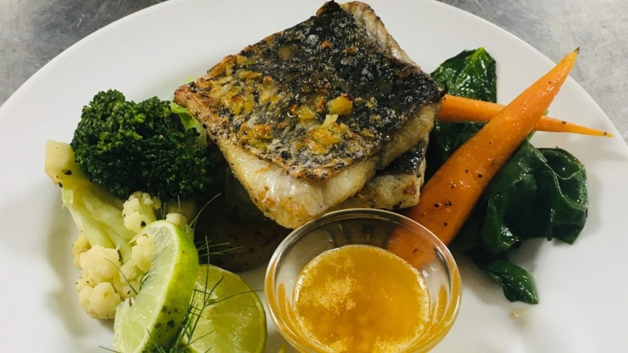 20 Dishes Every Aspiring Chef Should Perfect 20 20 Dishes Every Aspiring Chef Should Perfect - Pan Seared Fish ss2459380689