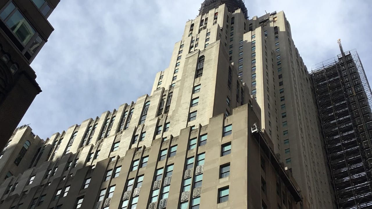 50 of the Best Dog-Friendly Hotels in the U.S. 45 50 of the Best Dog-Friendly Hotels in the U.S. - Waldorf Astoria Park City wc