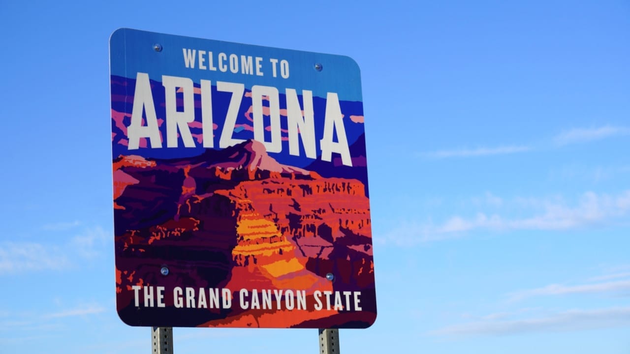 50 of the Best Dog-Friendly Hotels in the U.S. 4 50 of the Best Dog-Friendly Hotels in the U.S. - arizona signange dp659876010