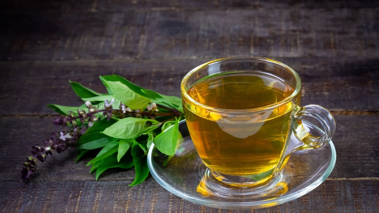 Pinch Off Those Basil Flowers, They're Flavor Powerhouses 6 Pinch Off Those Basil Flowers, They're Flavor Powerhouses - basil flower tea ss2189913665