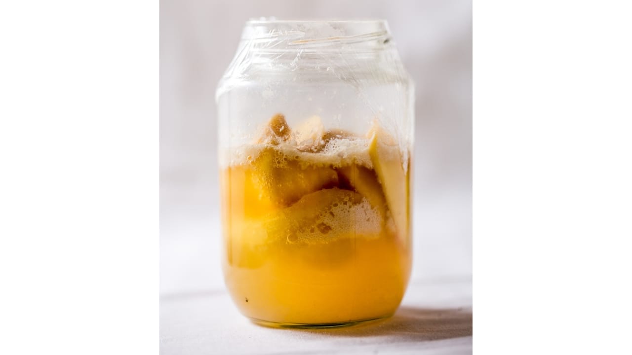 15 Underappreciated Canned Foods You Shouldn’t Overlook 17 15 Underappreciated Canned Foods You Shouldn’t Overlook - canned jackfruit ss424288525