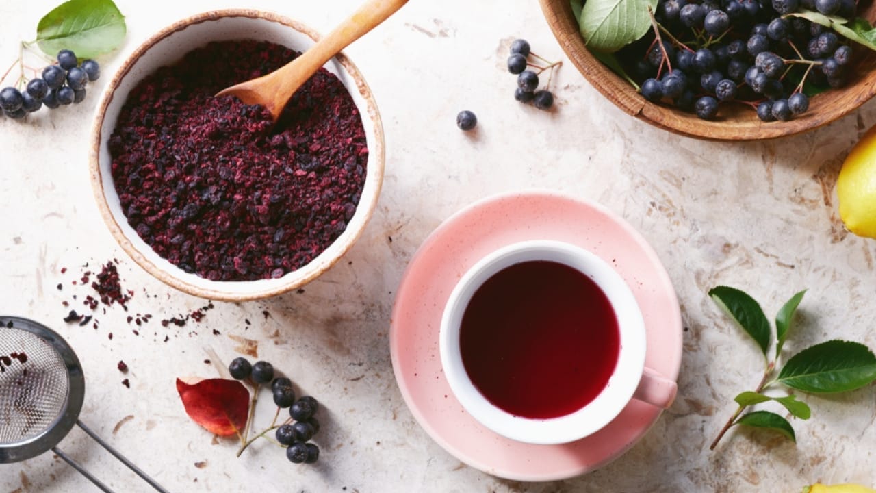 The Sweet & Versatile Wojapi Sauce: A Hidden Gem of Native American History 3 The Sweet & Versatile Wojapi Sauce: A Hidden Gem of Native American History - choke berries ss1478012387