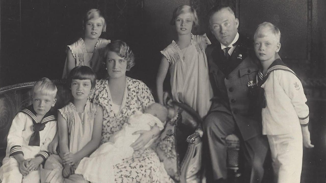 The Mystical German Castle Perched High in the Clouds 2 The Mystical German Castle Perched High in the Clouds - hohenzollern family wc