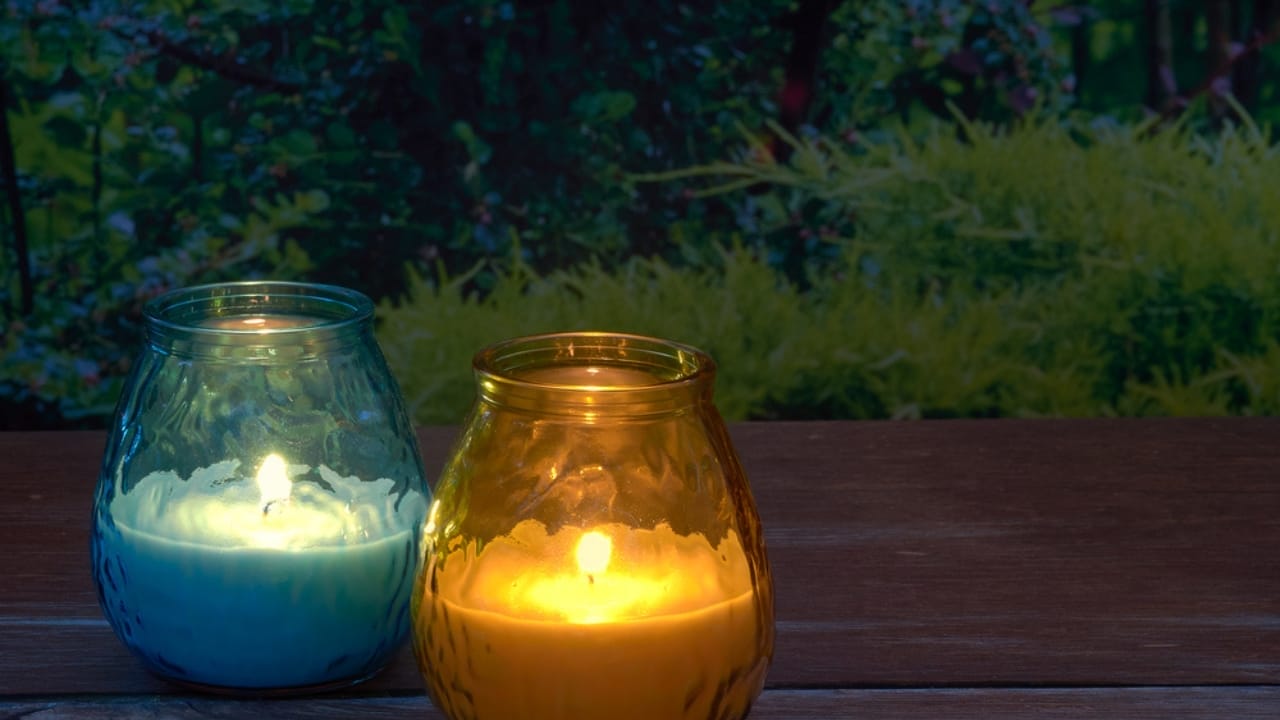 14 Instant Fixes to Keep Flies Away From Your Outdoor Spaces 10 14 Instant Fixes to Keep Flies Away From Your Outdoor Spaces - Citronella Candles dp399288044