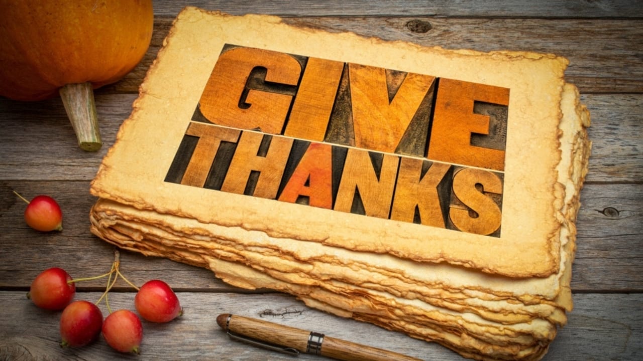 Cozy Fireplace Vibes: 25 Fall Mantel Decor Ideas for 2024 16 Cozy Fireplace Vibes: 25 Fall Mantel Decor Ideas for 2024 - Fall holiday theme art ss2387849567