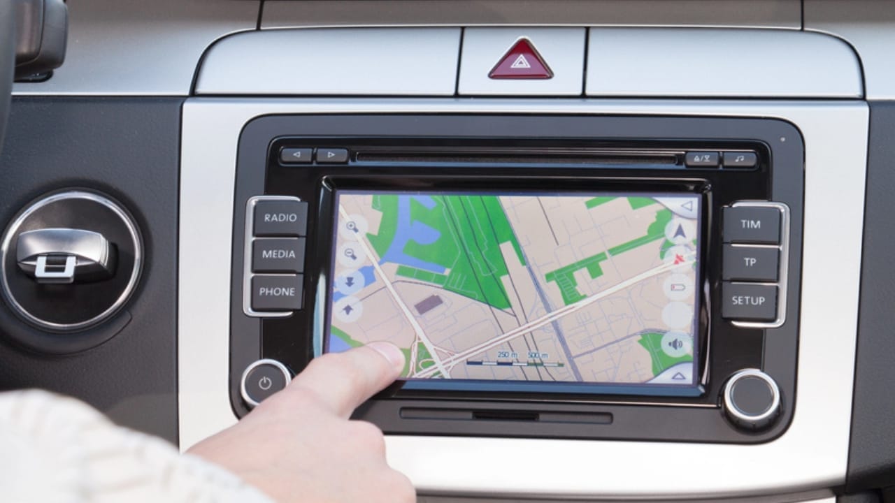 25 Everyday Inventions You Didn't Know Came from Military Innovations 2 25 Everyday Inventions You Didn't Know Came from Military Innovations - GPS navigation in modern car dp7300782