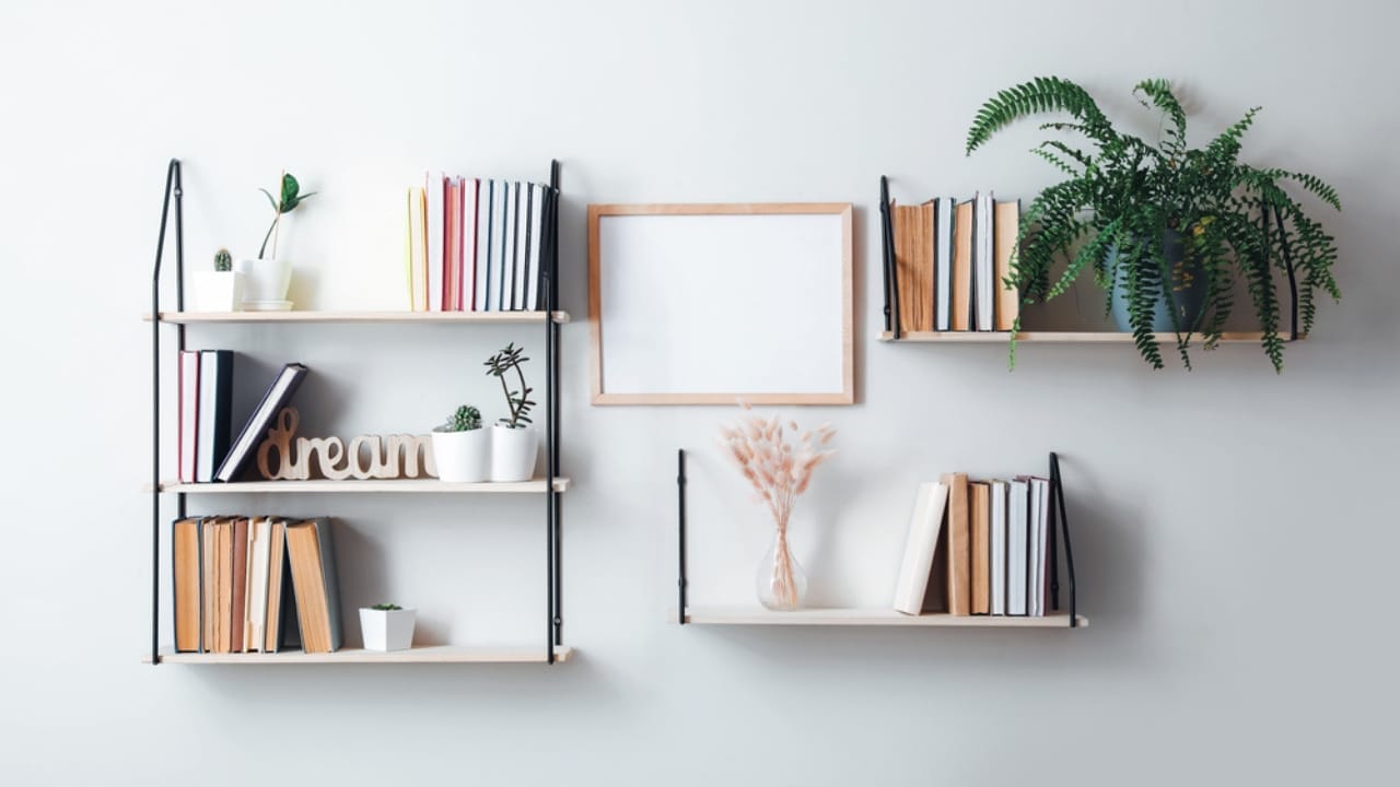 Declutter Your Home in a Flash with These 18 Everyday Items 7 Declutter Your Home in a Flash with These 18 Everyday Items - Hanging Shelves dp463864952