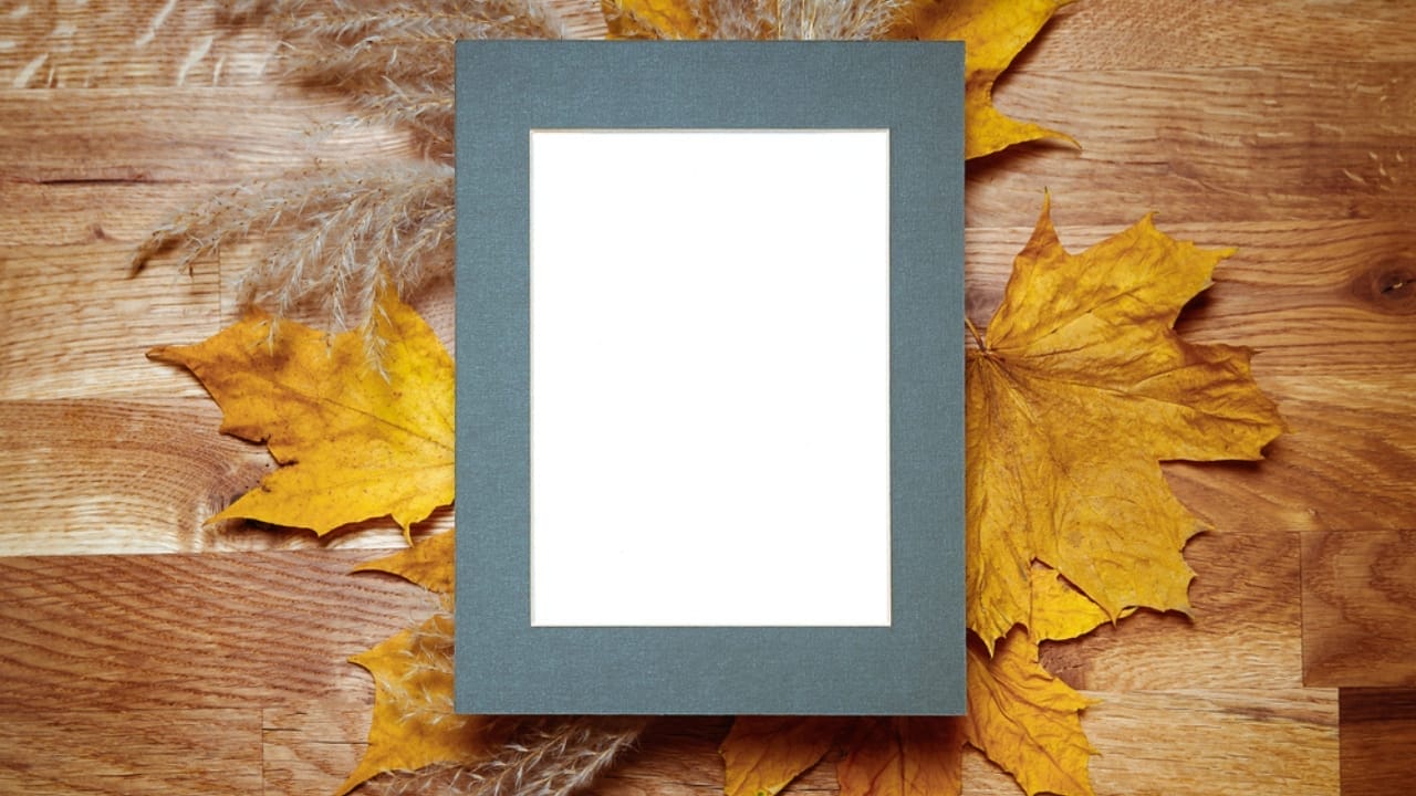 Cozy Fireplace Vibes: 25 Fall Mantel Decor Ideas for 2024 10 Cozy Fireplace Vibes: 25 Fall Mantel Decor Ideas for 2024 - Photo Frame autumn theme ss1848212350