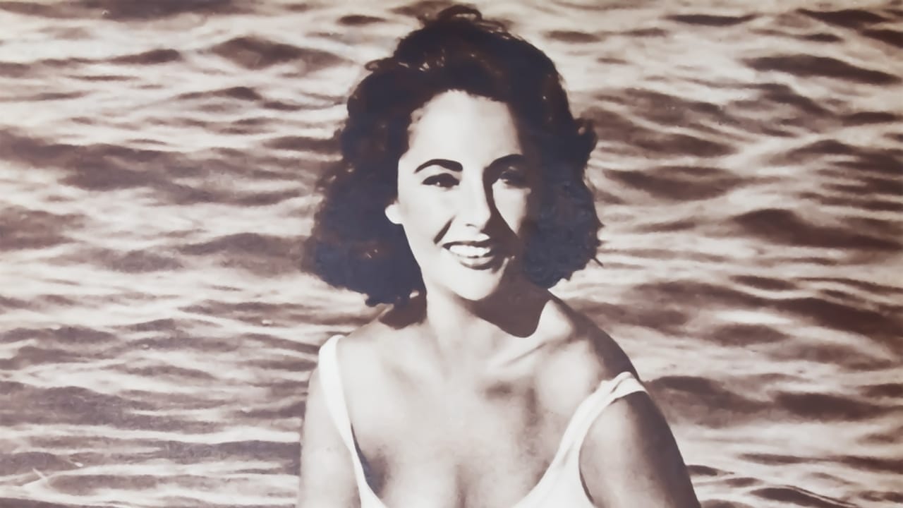 Saddle Up: 13 Best Horse Movies for Your Next Movie Night 4 Saddle Up: 13 Best Horse Movies for Your Next Movie Night - Photo of american actress Elizabeth Taylor ss2496612041