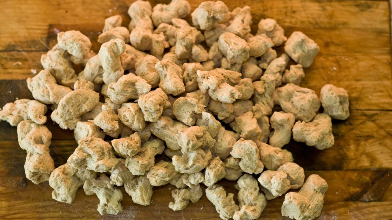 18 Foods to Stock in a Survival Pantry for 20+ Years 16 18 Foods to Stock in a Survival Pantry for 20+ Years -