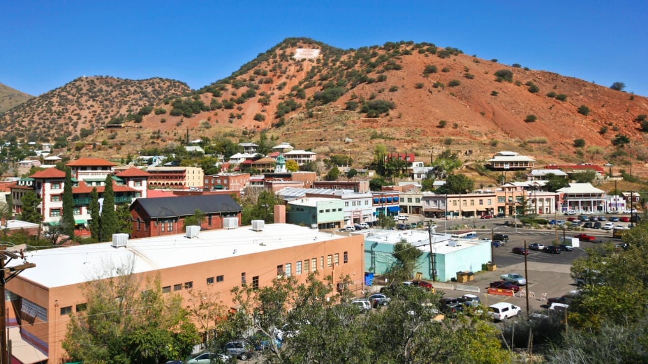 Retiring on a Budget? 10 Arizona Cities Where $1,500 a Month is Enough - bisbee arizona dp8081535