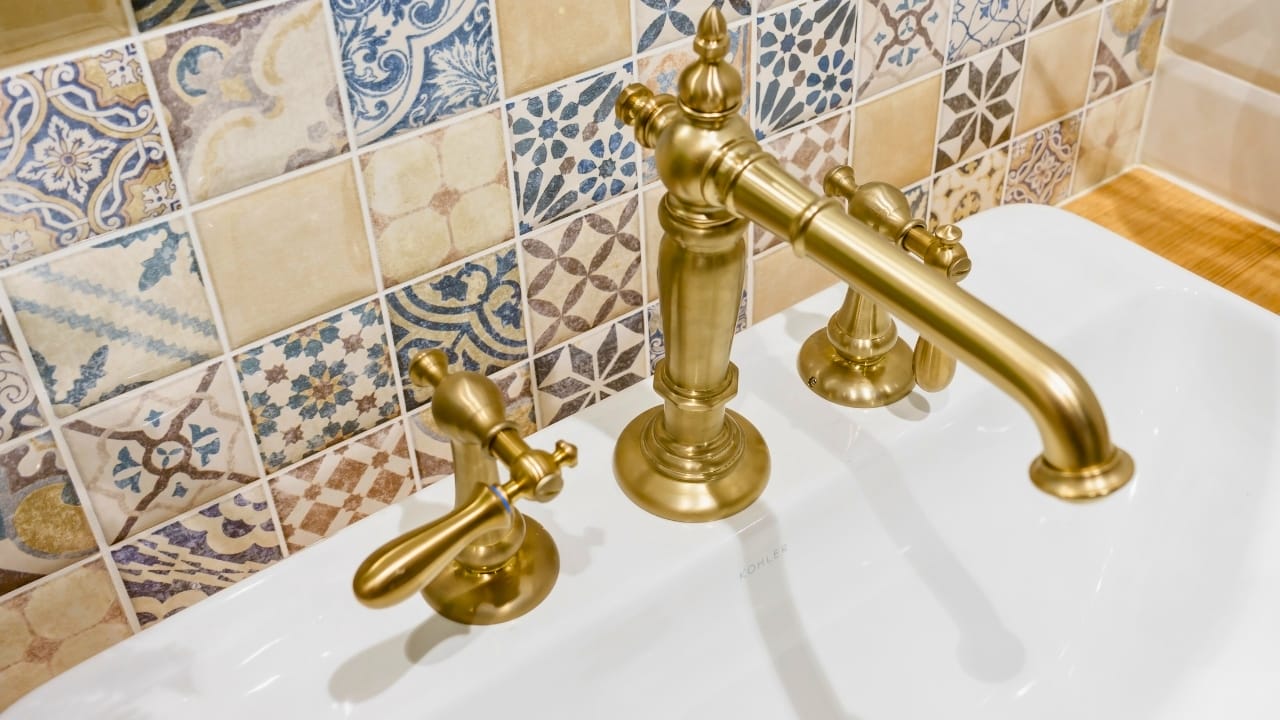 15 Things You Should Never Clean with Windex—and Why 16 15 Things You Should Never Clean with Windex—and Why - brass home fixture bathroom sink ss721716139 degm