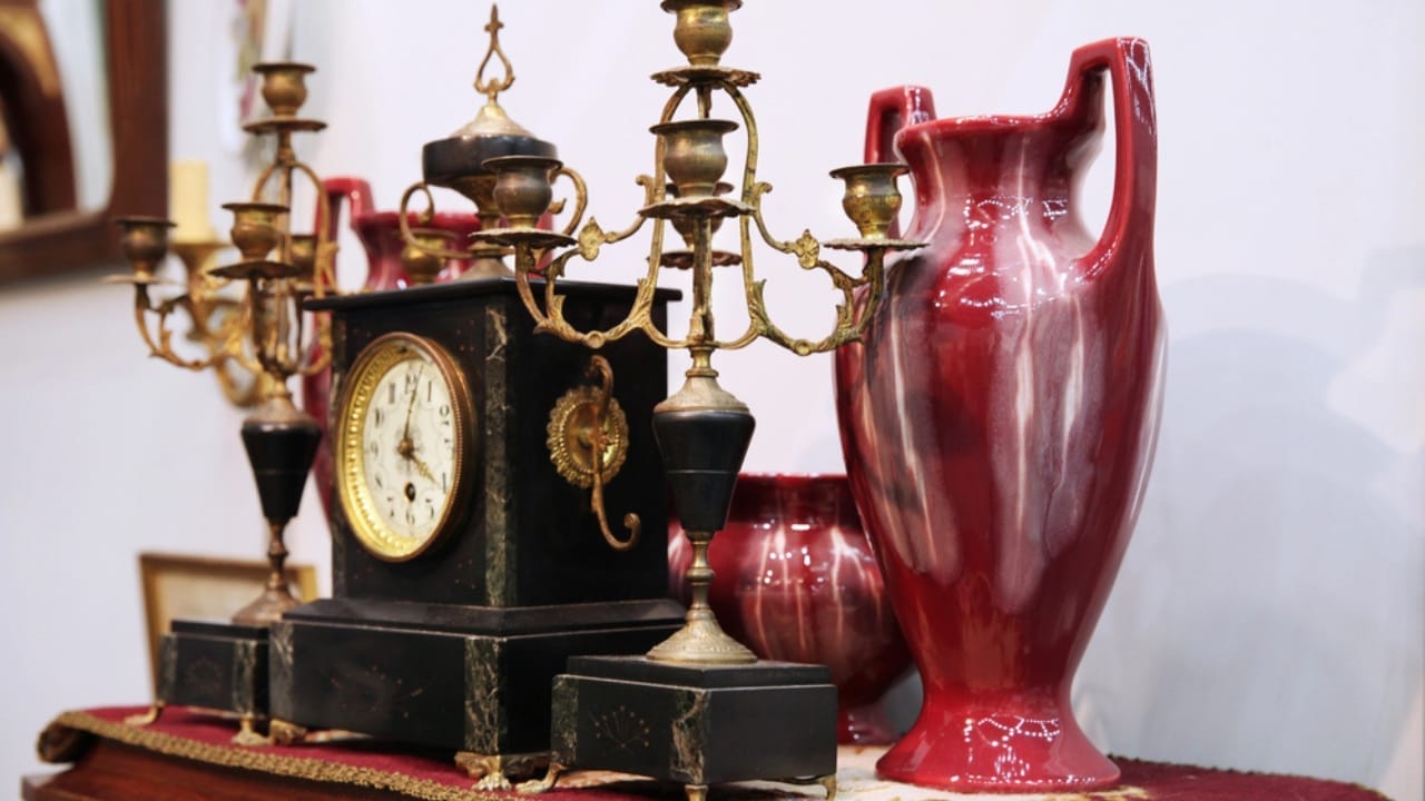 Cozy Fireplace Vibes: 25 Fall Mantel Decor Ideas for 2024 18 Cozy Fireplace Vibes: 25 Fall Mantel Decor Ideas for 2024 - brass candlesticks antique clock old vase dp251002566