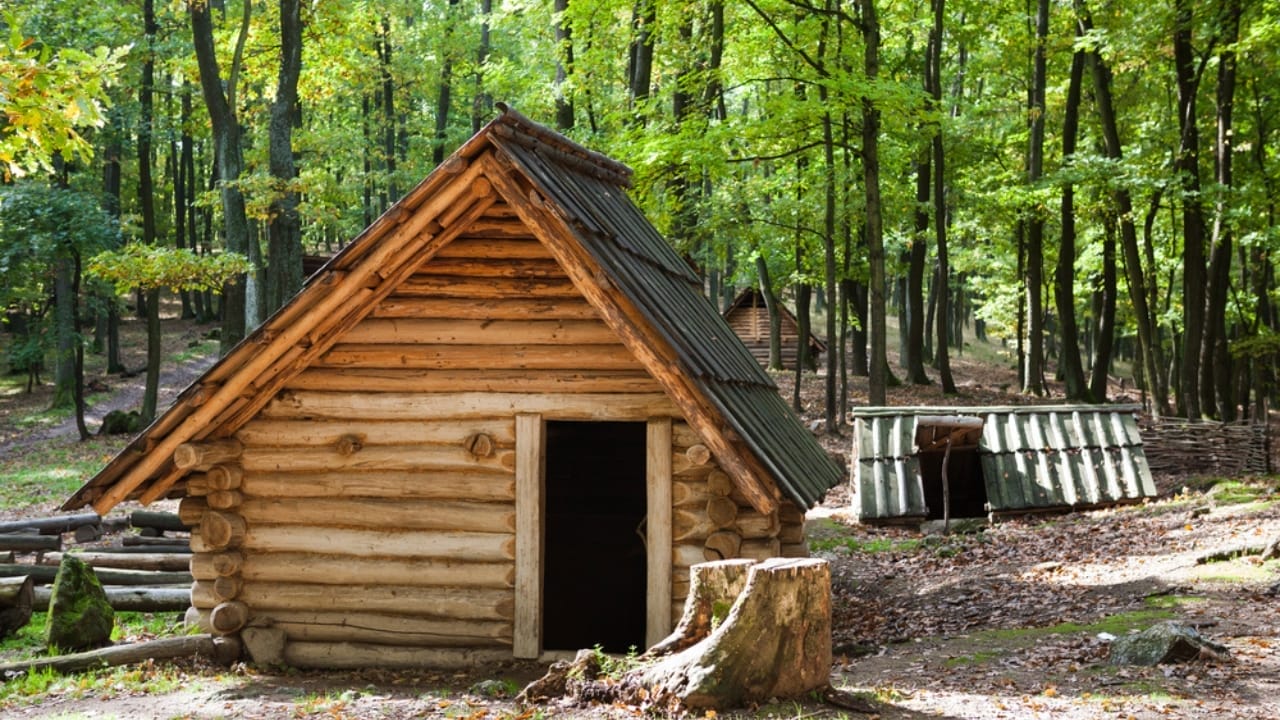15 Common Prepper Mistakes That Could Cost You— And How to Avoid Them 14 15 Common Prepper Mistakes That Could Cost You— And How to Avoid Them - camping house dp171462798