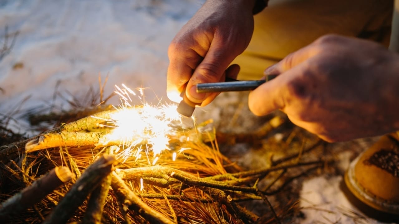 15 Ingenious Life Hacks from 100 Years Ago That Still Work 4 15 Ingenious Life Hacks from 100 Years Ago That Still Work - fire with match ss2263627129